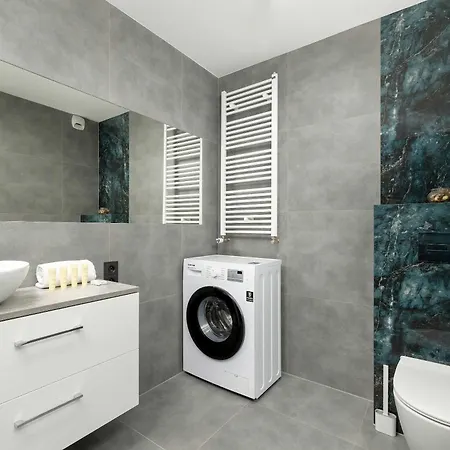 Eleganckie I Stylowe Z Balkonem W Sosnowcu By Renters *