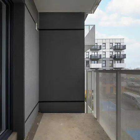 Eleganckie I Stylowe Z Balkonem W Sosnowcu By Renters Sosnowiec